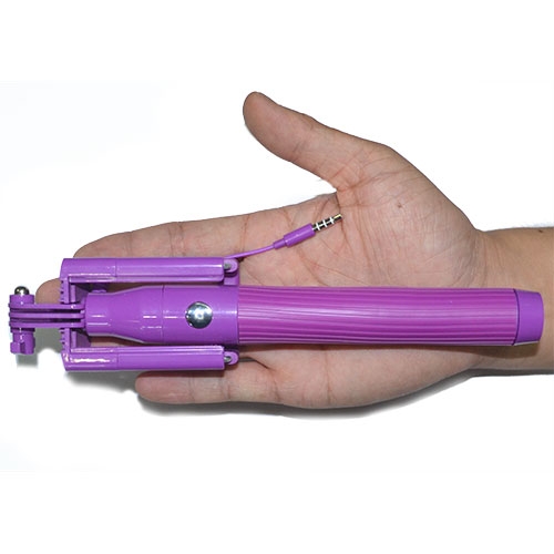 FOLDABLE MONOPOD WITH SHUTTER